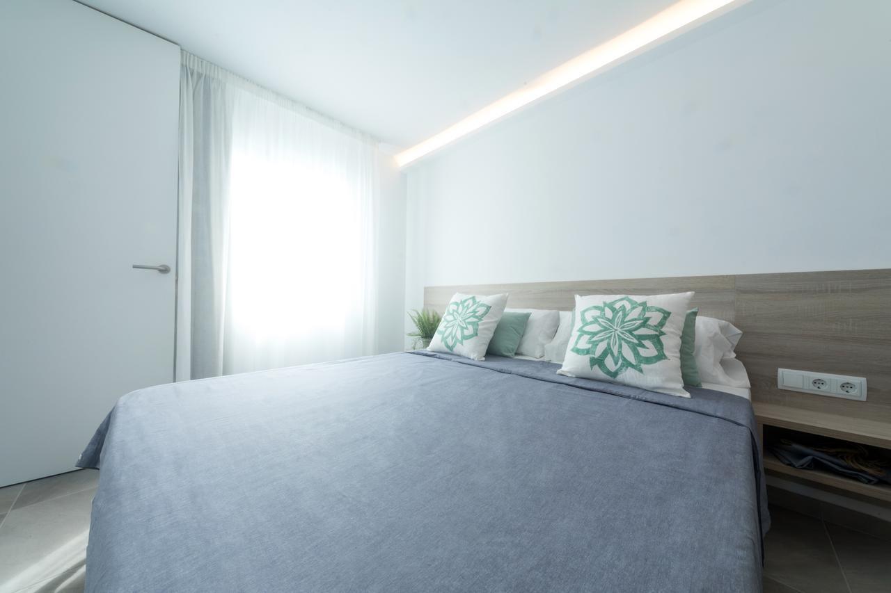 Sea Breeze Apartments 卡拉米洛 外观 照片